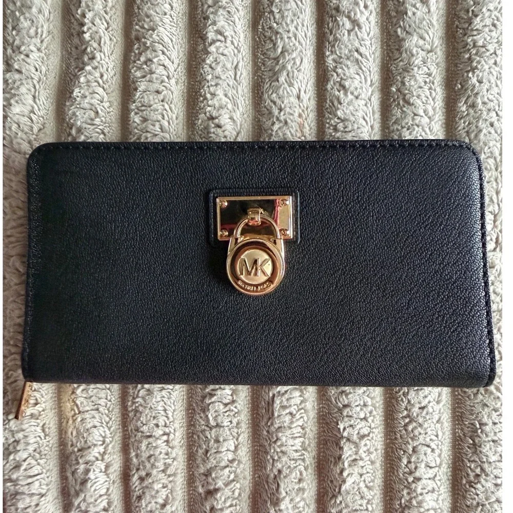 Michael Kors Hamilton Black Pebbled Leather Zip Around Wallet Gold Padlock